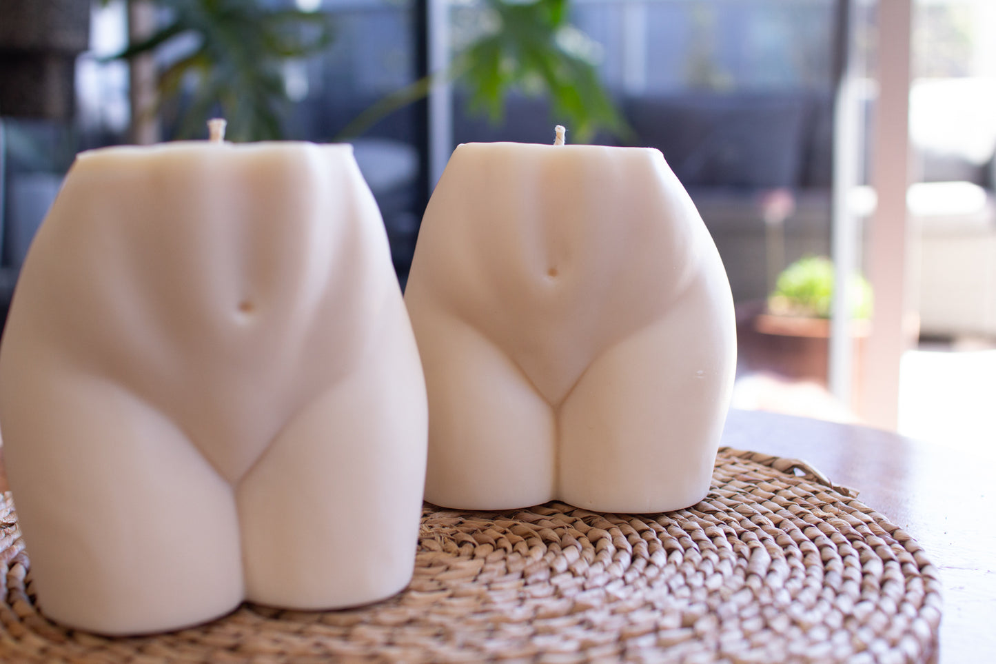 Bea | Women's Torso Candle