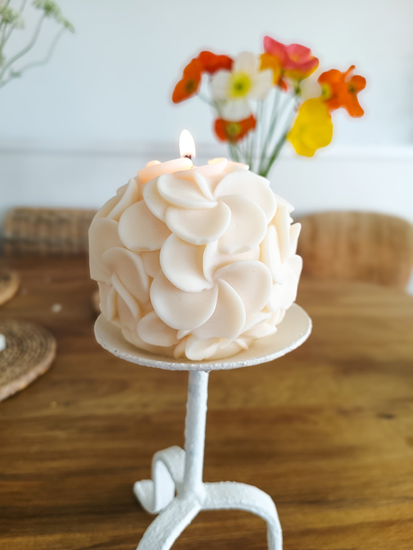 Zola | Frangipani Flower Globe Candle