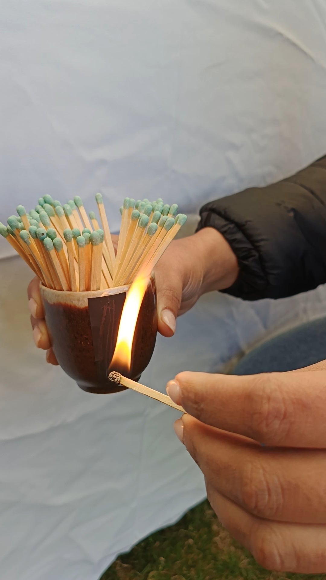 Mantlepiece Match Pot