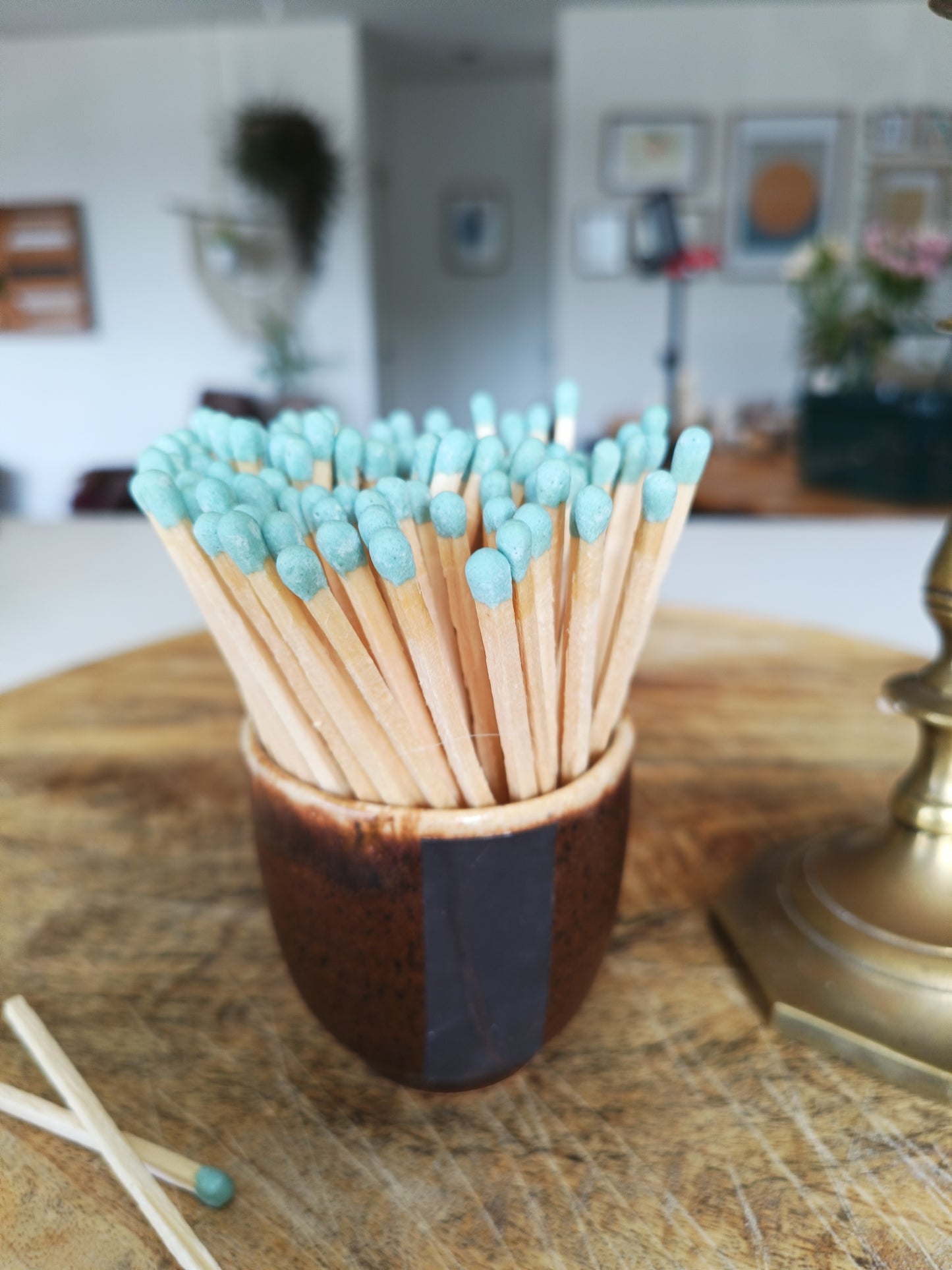 Mantlepiece Match Pot
