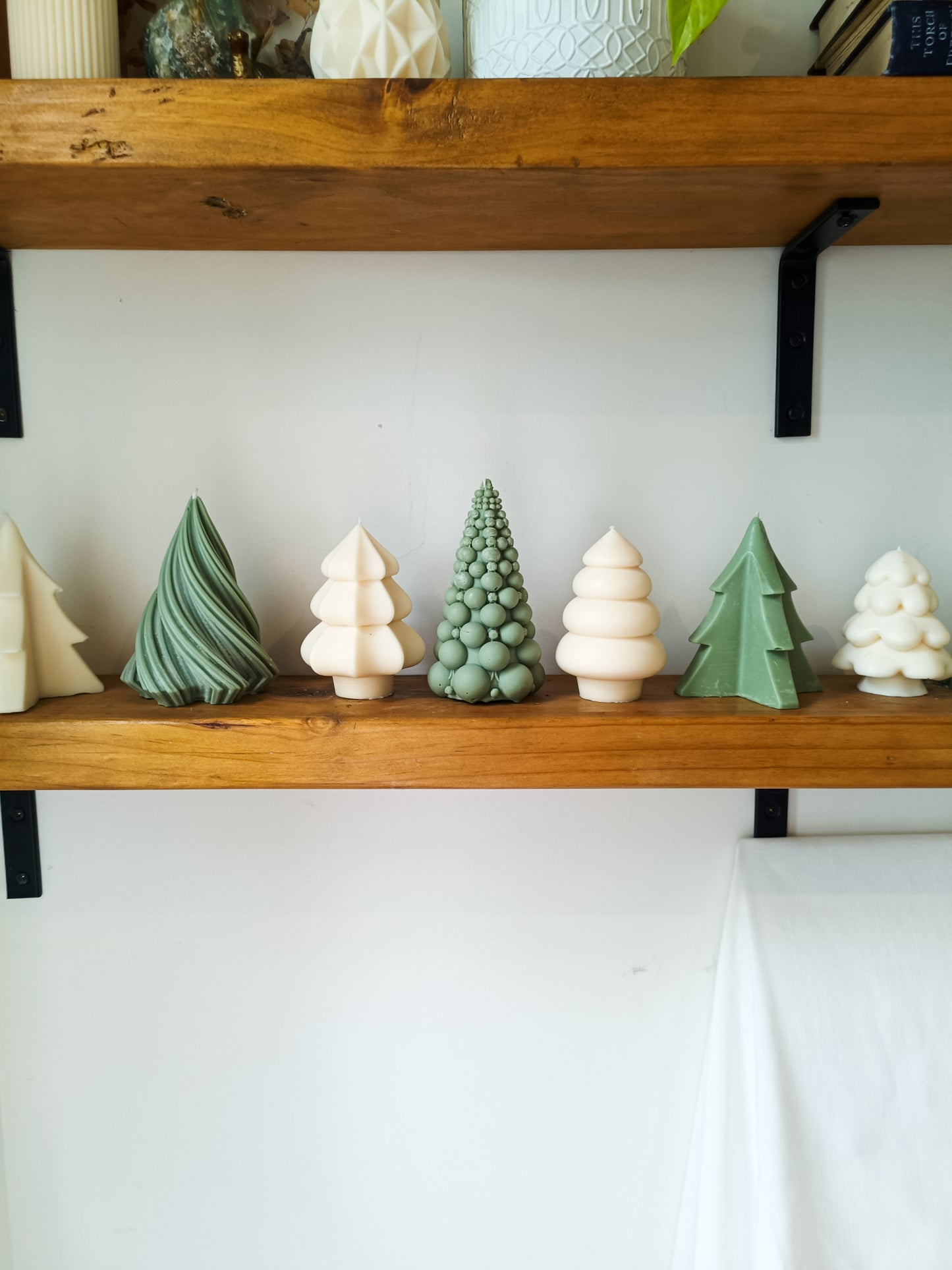 Hallie | Christmas Tree Sculpture Candle