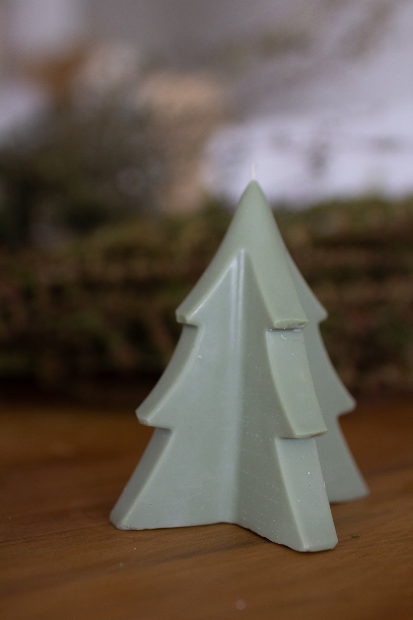 Holly | Christmas Tree Sculpture Candle
