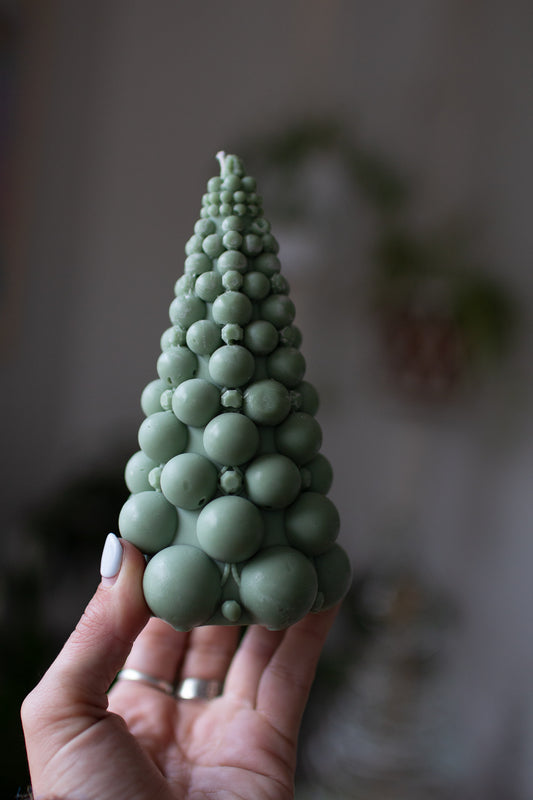 Heath | Christmas Tree Sculpture Candle