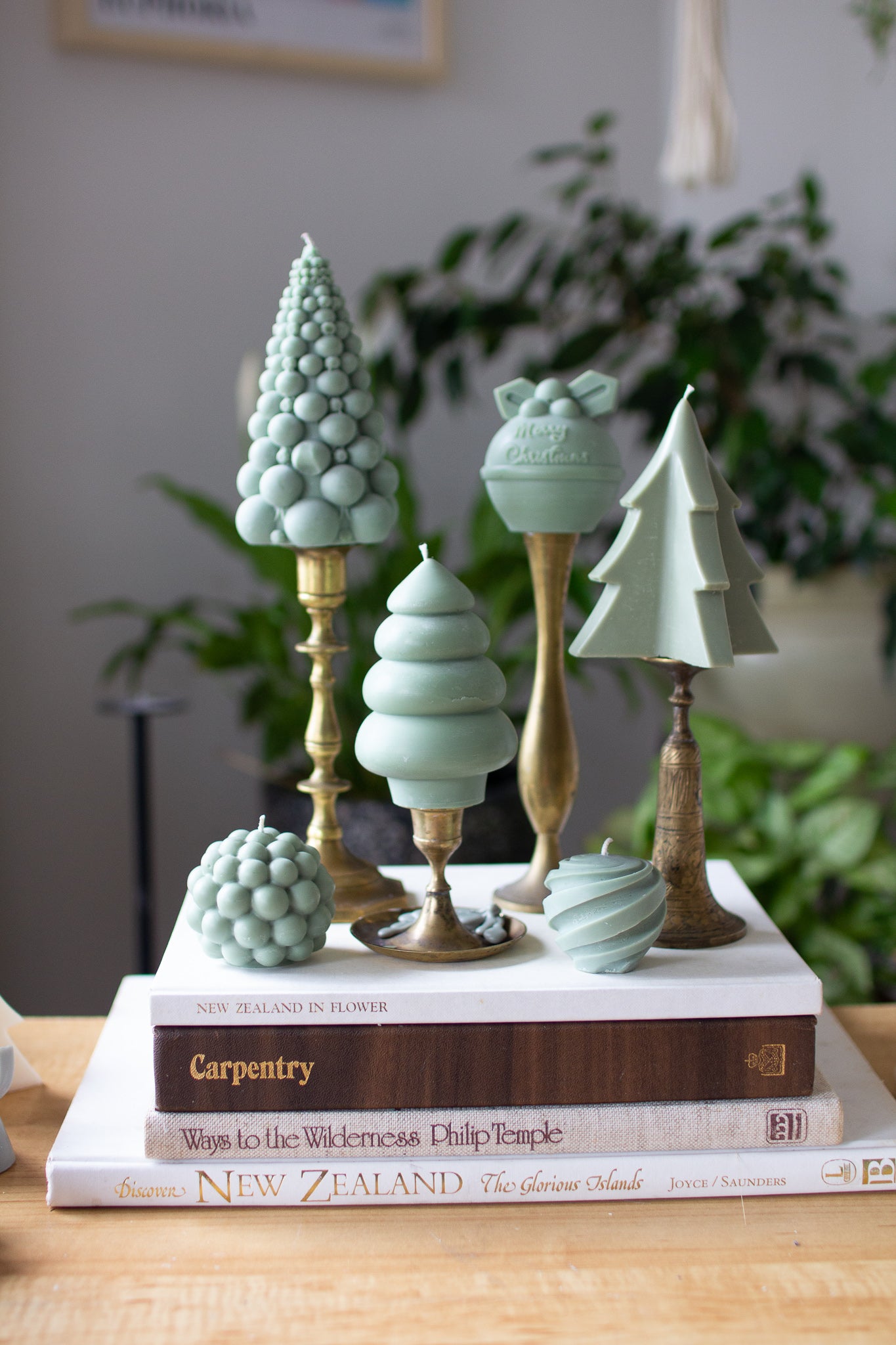 Heath | Christmas Tree Sculpture Candle