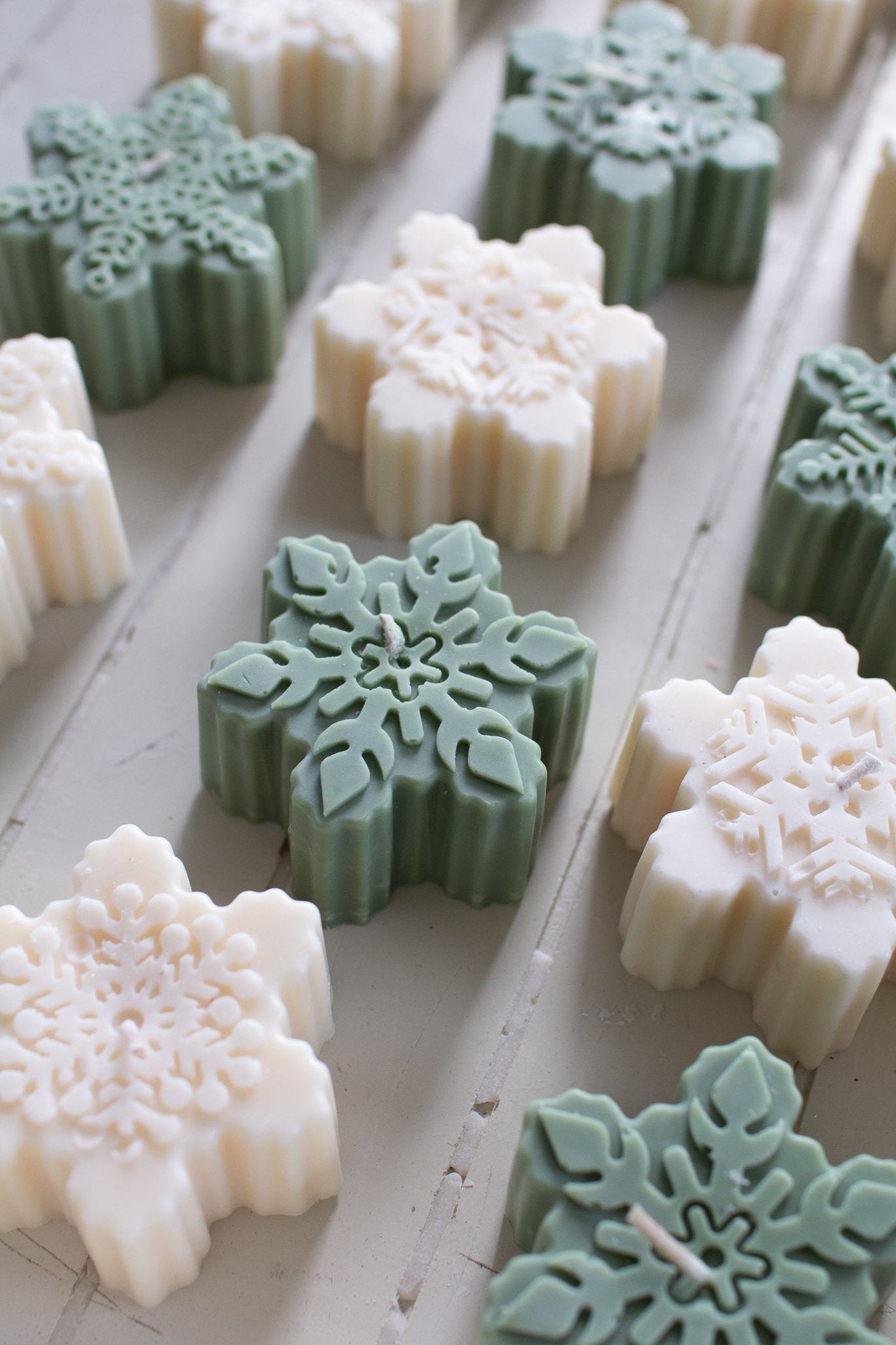 Lumi | Christmas Snow Flake Candle