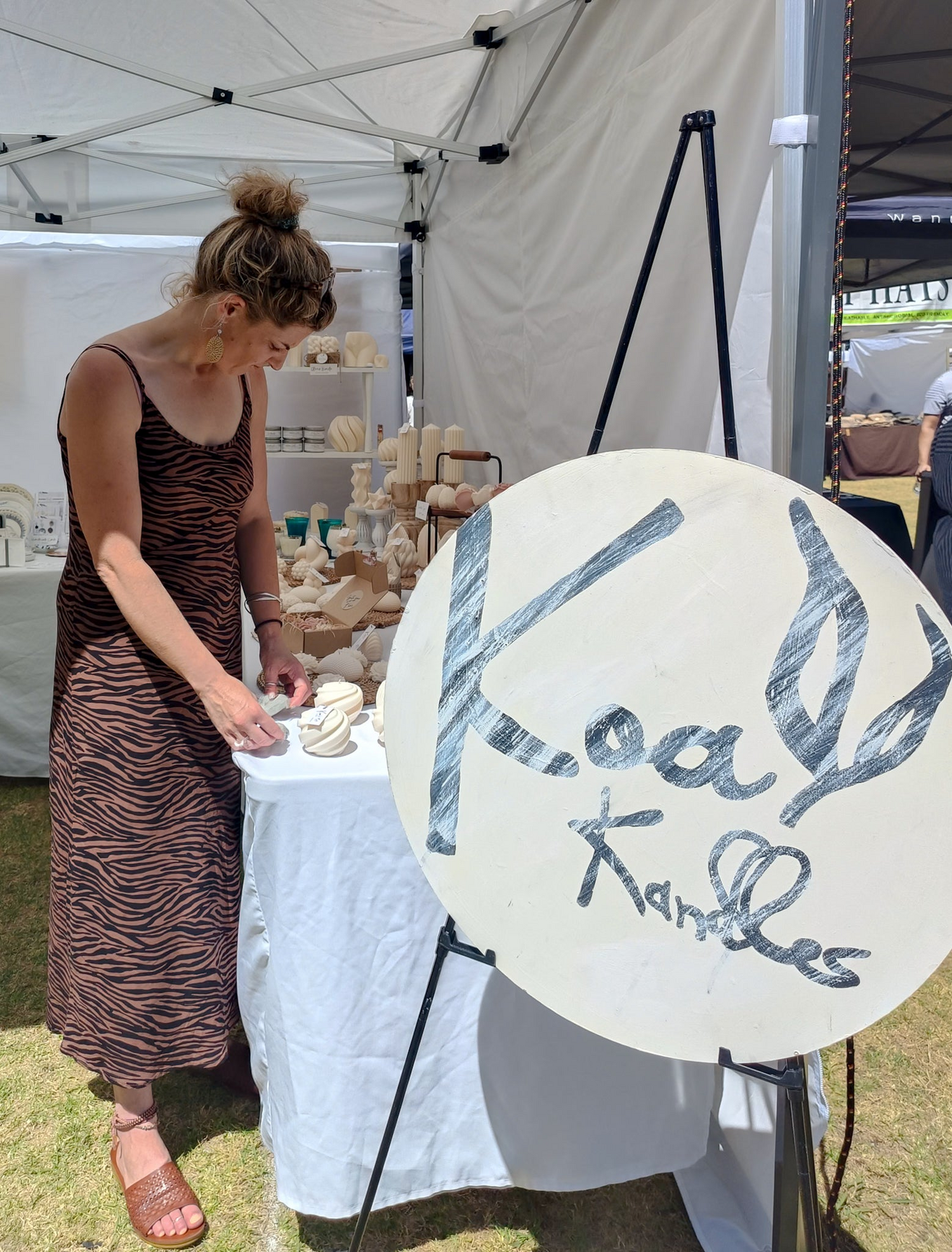 Tash, Koa Kandles creator at local markets