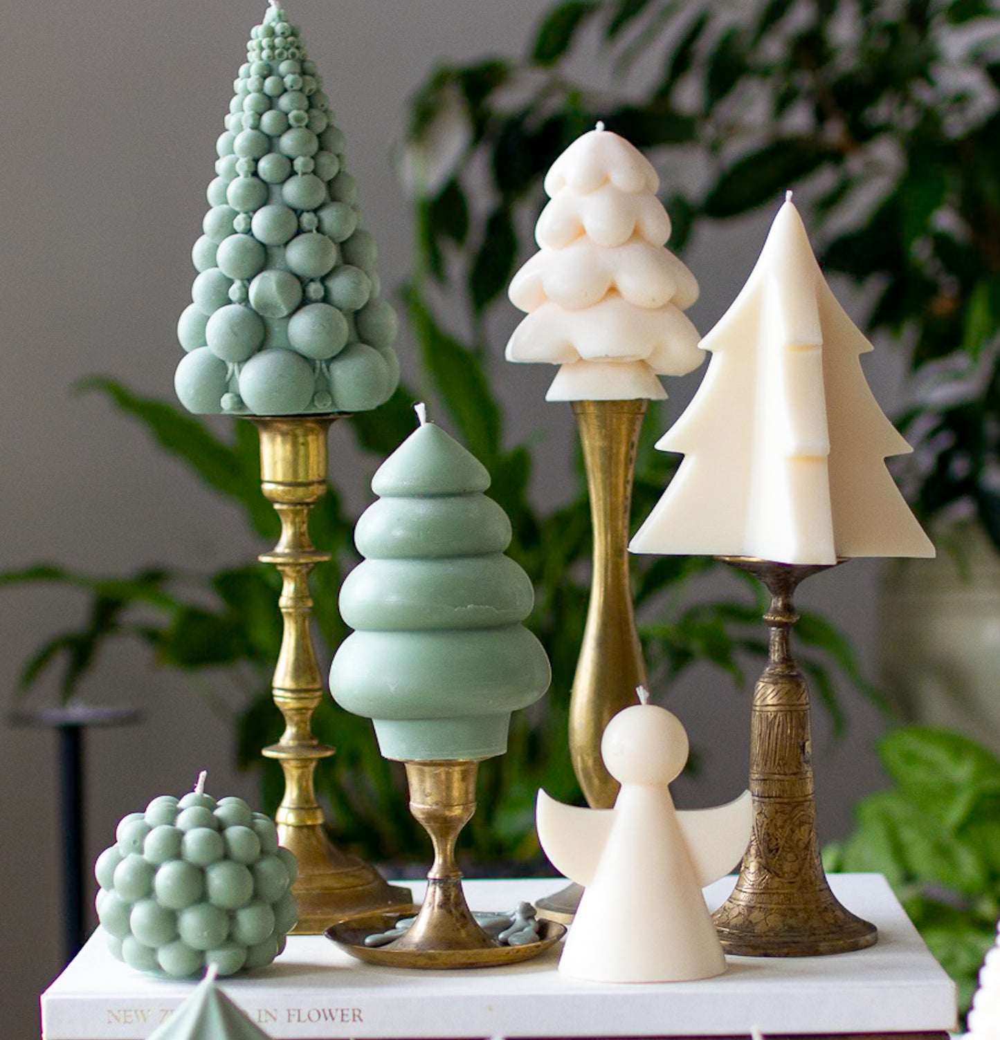 Halo | Christmas Angel Sculpture Candle