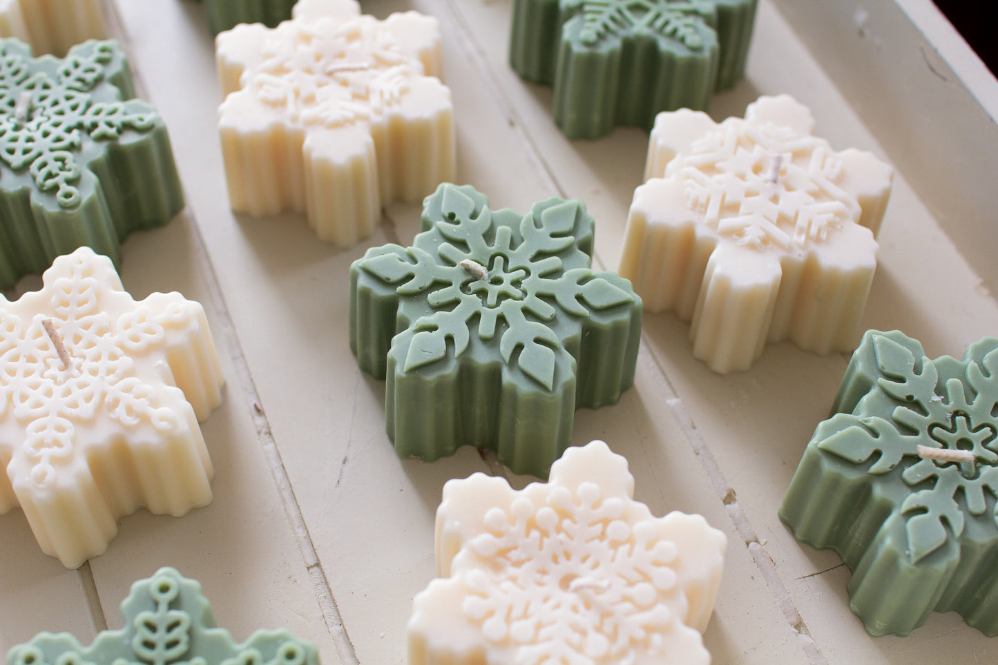 Snow Storm Set | Snowflake Shaped Candle Gift Set