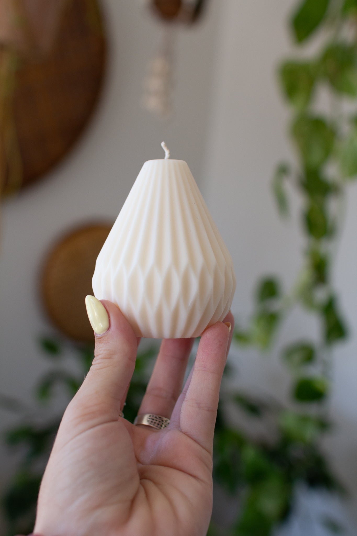 Cedar | Pear Shaped Sculpture Candle