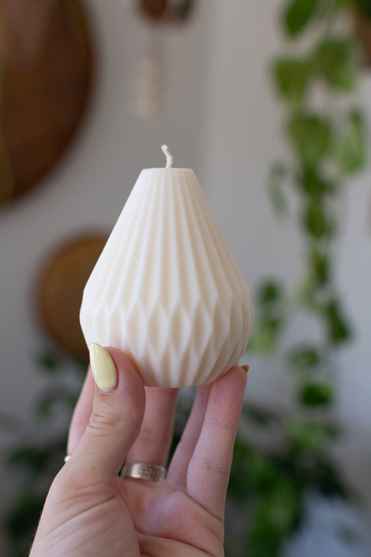 Cedar | Pear Shaped Sculpture Candle
