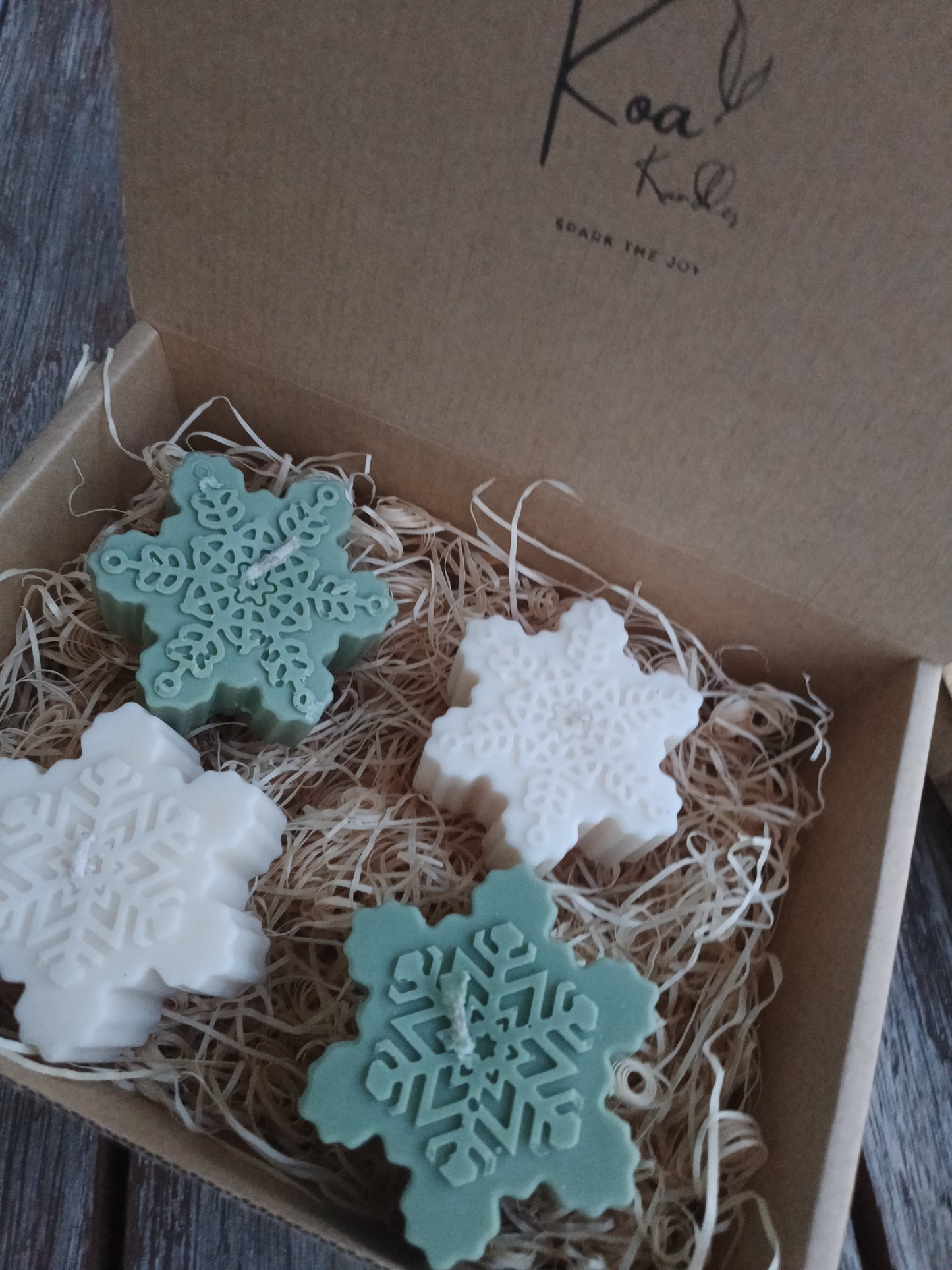 Snow Storm Set | Snowflake Shaped Candle Gift Set