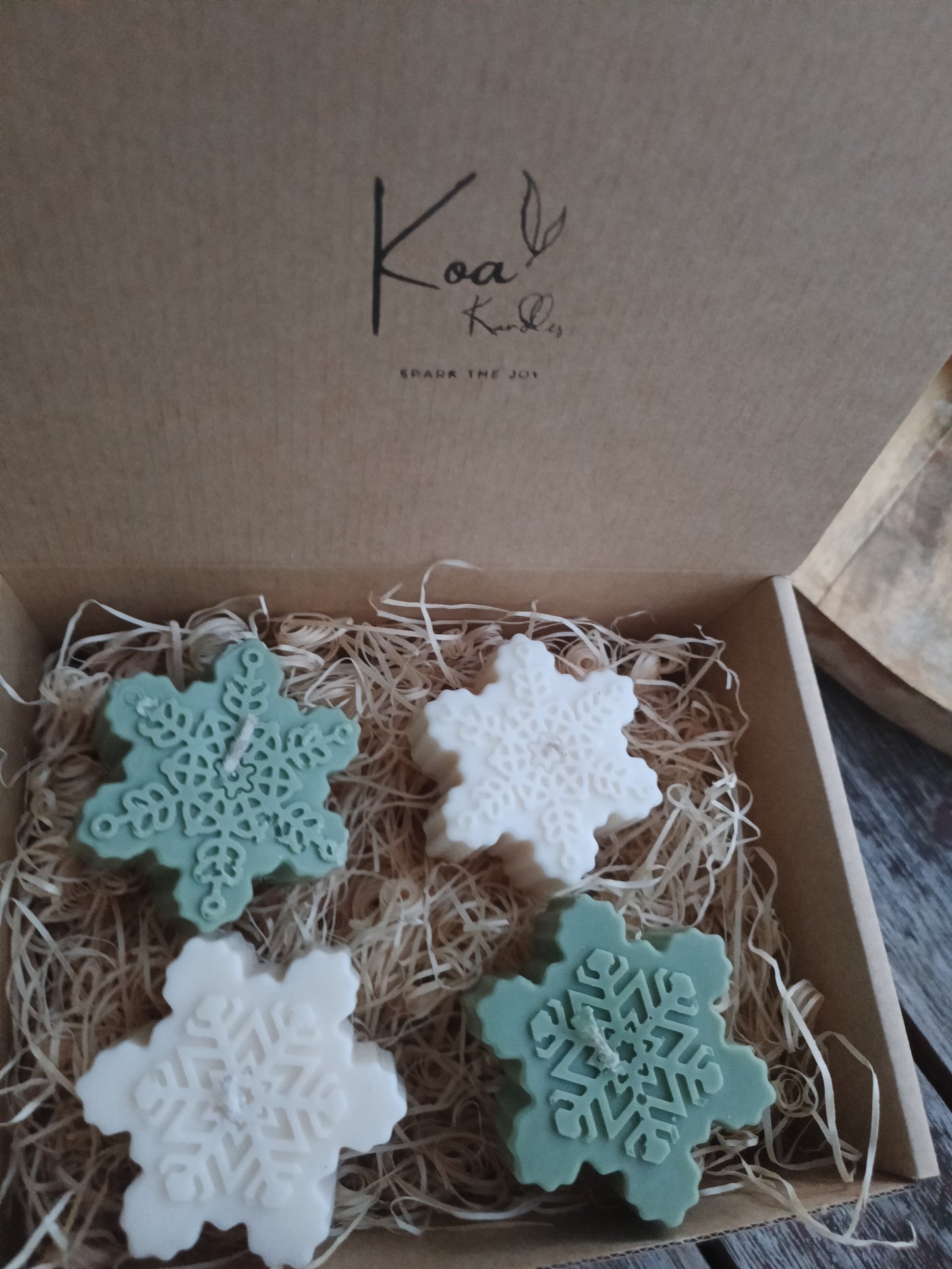 Snow Storm Set | Snowflake Shaped Candle Gift Set