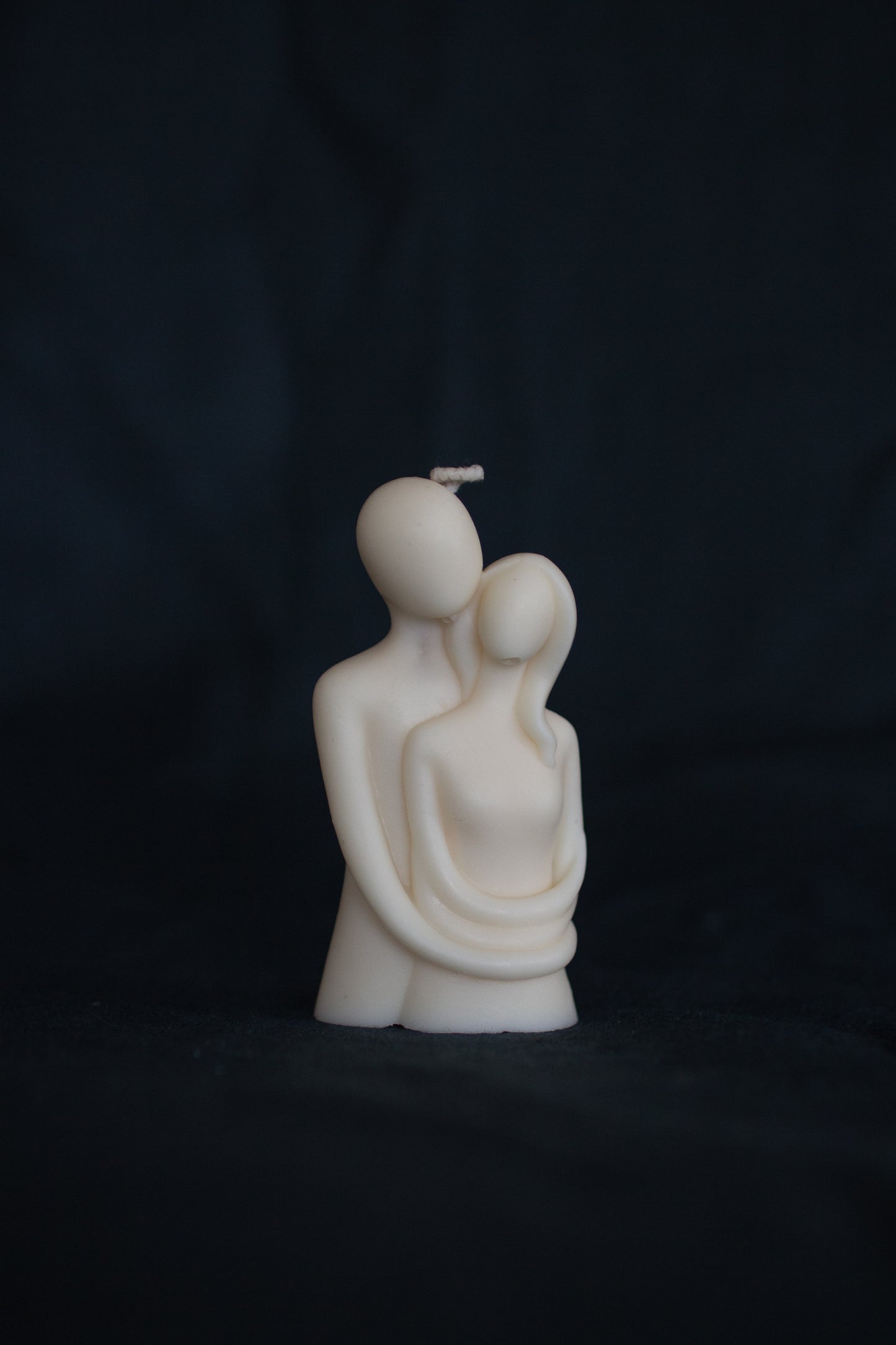 Beau | Couple Shaped Candle