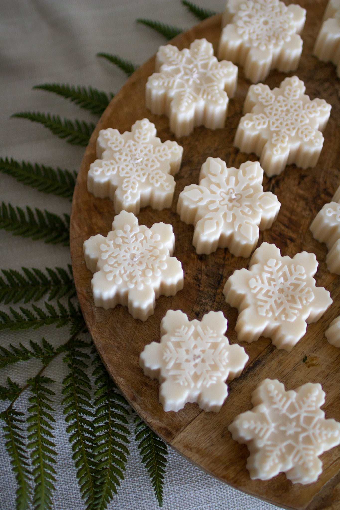 Lumi | Christmas Snow Flake Candle